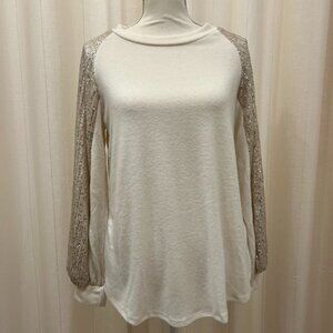 Lovely Melody - Cream Sparkle Top